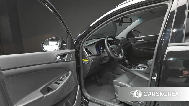 Hyundai All New Tucson id 4557840 из Кореи 32