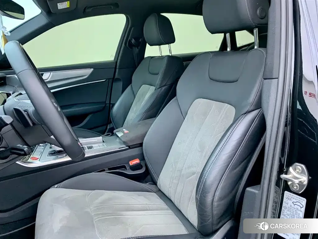 Audi A6L id 4644454 из Китая 27