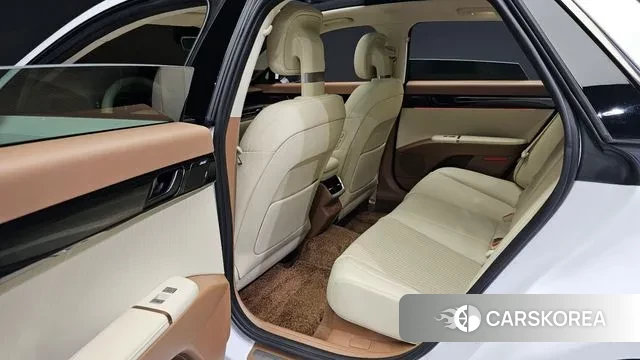 Hyundai Grandeur (GN7) id 3006982 из Кореи 20