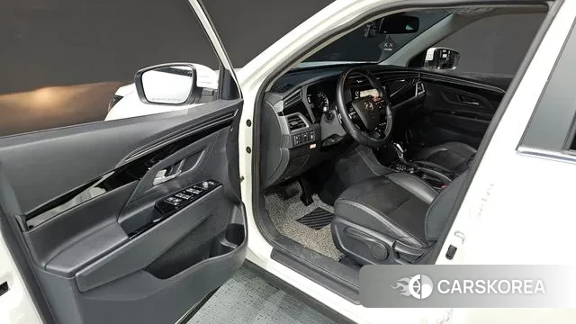 Ssangyong Beautiful Korando id 3402438 из Кореи 20