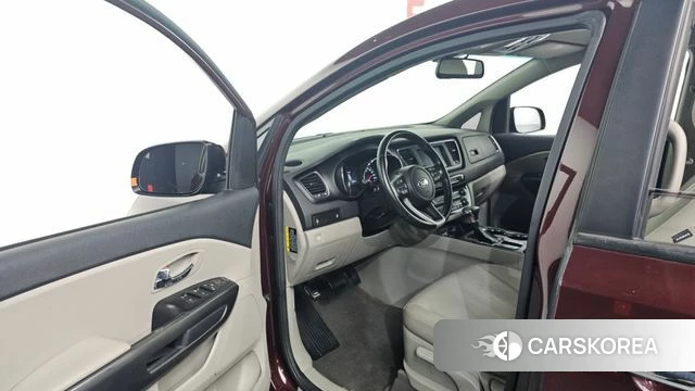 Kia The New Carnival id 4490956 из Кореи 30