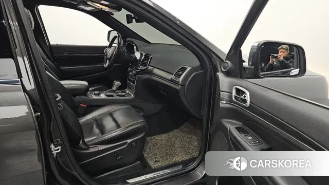 Jeep Grand Cherokee id 3504985 из Кореи 20