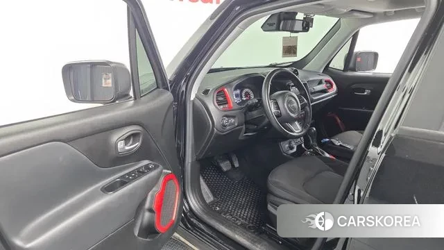 Jeep Renegade id 3672582 из Кореи 20