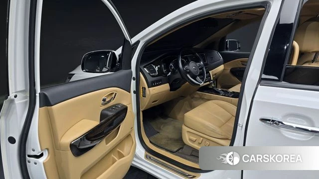 Kia The New Carnival id 4188525 из Кореи 30