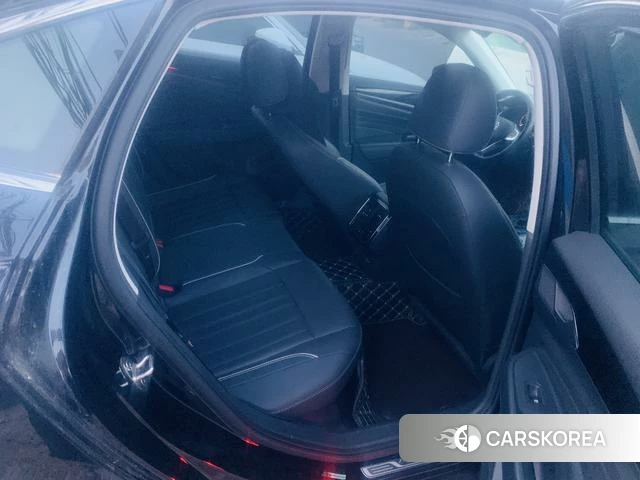 Volkswagen Passat id 4258313 из Китая 10