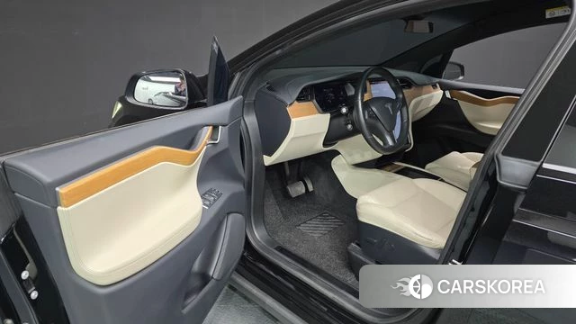 Tesla Model X id 4344789 из Кореи 20
