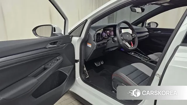 Volkswagen Golf 8th Generation id 3393921 из Кореи 20