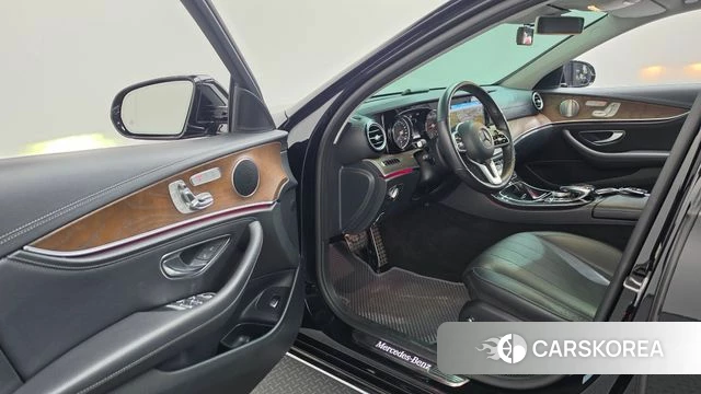 Mercedes-Benz E-Class W213 id 4855993 из Кореи 38