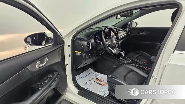 Kia Come New K3 id 3422936 из Кореи 20