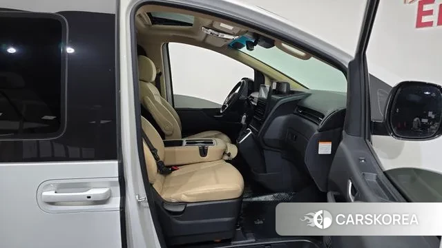 Hyundai Staria id 3507563 из Кореи 20