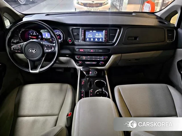 Kia The New Carnival id 3641222 из Кореи 20