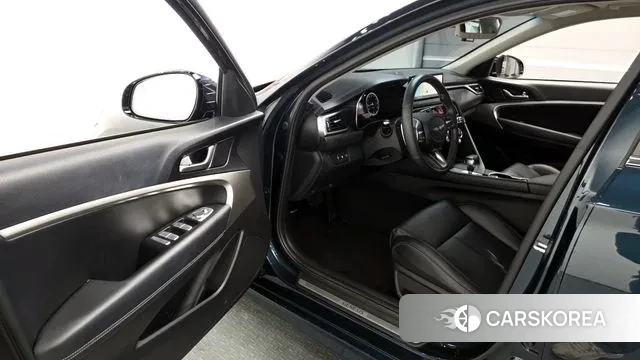 Genesis The New G70 id 3676604 из Кореи 20