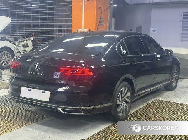 Volkswagen Magotan PHEV id 4335810 из Китая 10