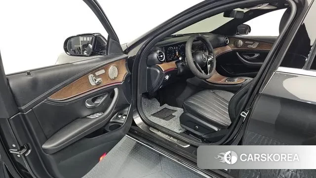 Mercedes-Benz E-Class W213 id 3492976 из Кореи 20