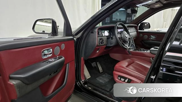 Rolls-Royce Cullinan id 4294720 из Кореи 20