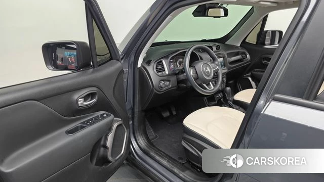 Jeep Renegade id 4302934 из Кореи 30