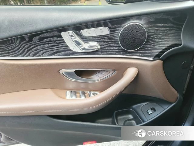 Mercedes-Benz E-Class W213 id 3792487 из Кореи 20