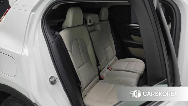 Volvo XC40 id 4381648 из Кореи 30