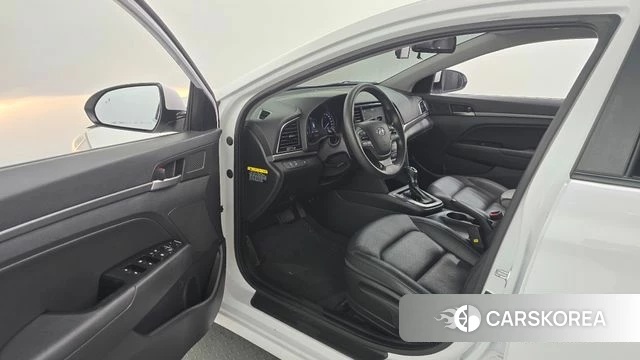 Hyundai Avante AD id 4551963 из Кореи 30