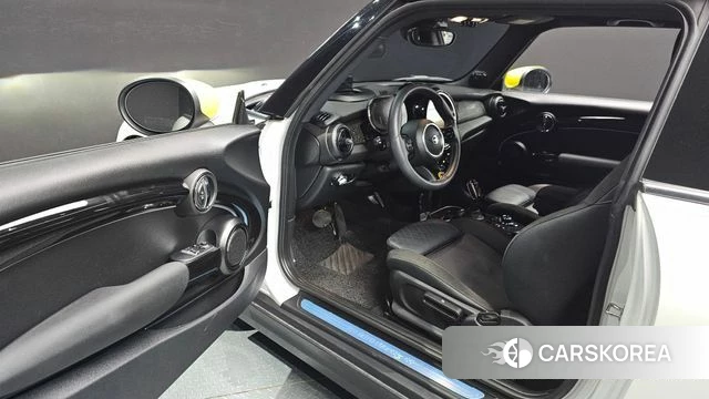 Mini Cooper Electric id 4427867 из Кореи 20