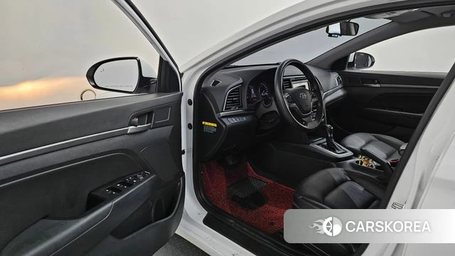 Hyundai Avante AD id 4345706 из Кореи 32