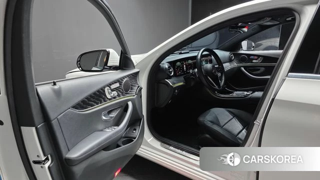 Mercedes-Benz E-Class W213 id 4631391 из Кореи 33
