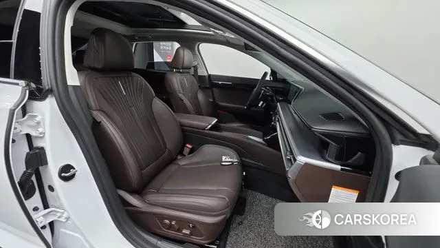 Hyundai Grandeur Hybrid (GN7) id 3142442 из Кореи 20