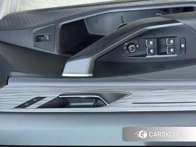 Volkswagen Sagitar id 4335957 из Китая 17