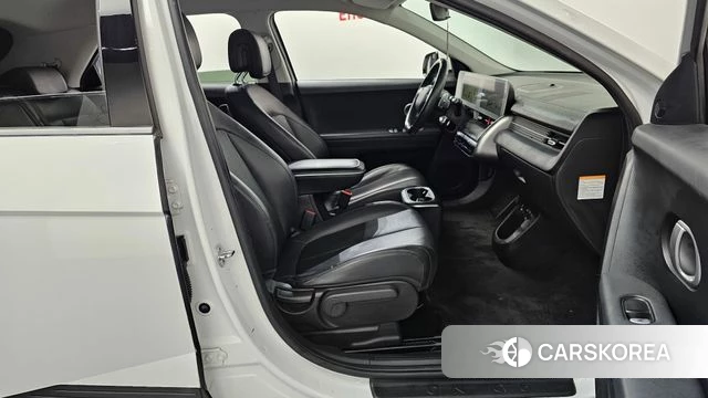 Hyundai Ionic 5 id 3806943 из Кореи 20