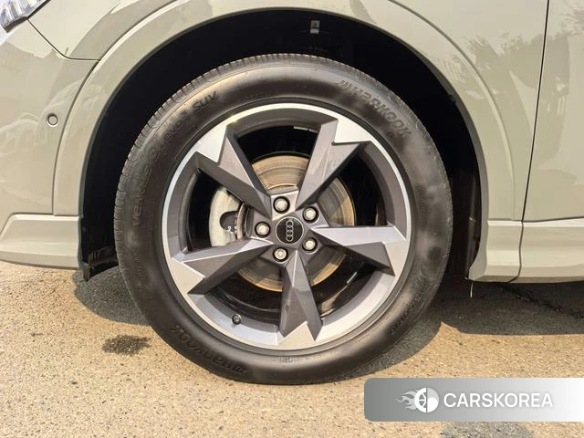 Audi Q3 id 4335270 из Китая 24