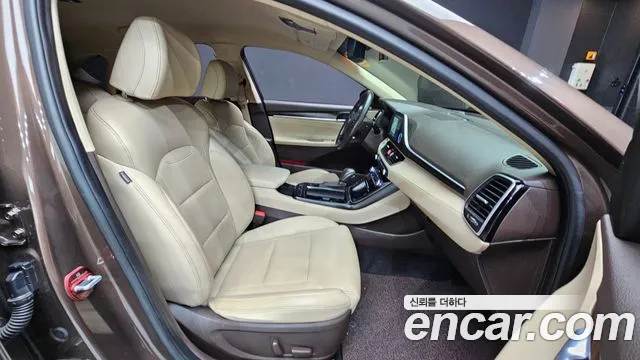 Hyundai Grandeur IG id 2213530 из Кореи 20