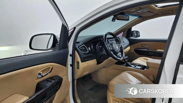 Kia The New Carnival id 3853114 из Кореи 20