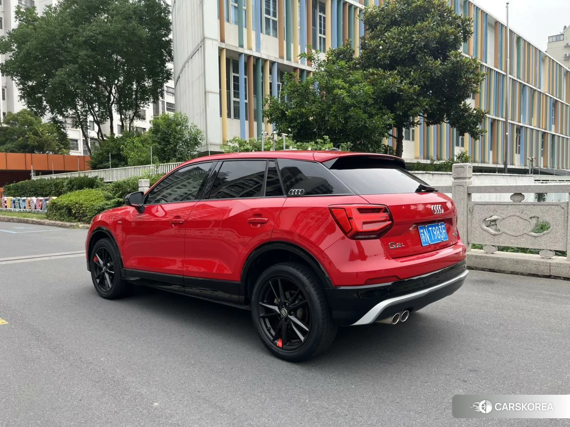 Audi Q2L id 4510388 из Китая 14