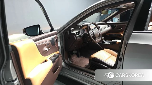 Lexus ES300h 7th generation id 4519173 из Кореи 44