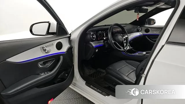 Mercedes-Benz E-Class W213 id 2990300 из Кореи 20
