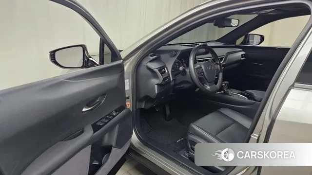 Lexus UX250h id 3029111 из Кореи 20