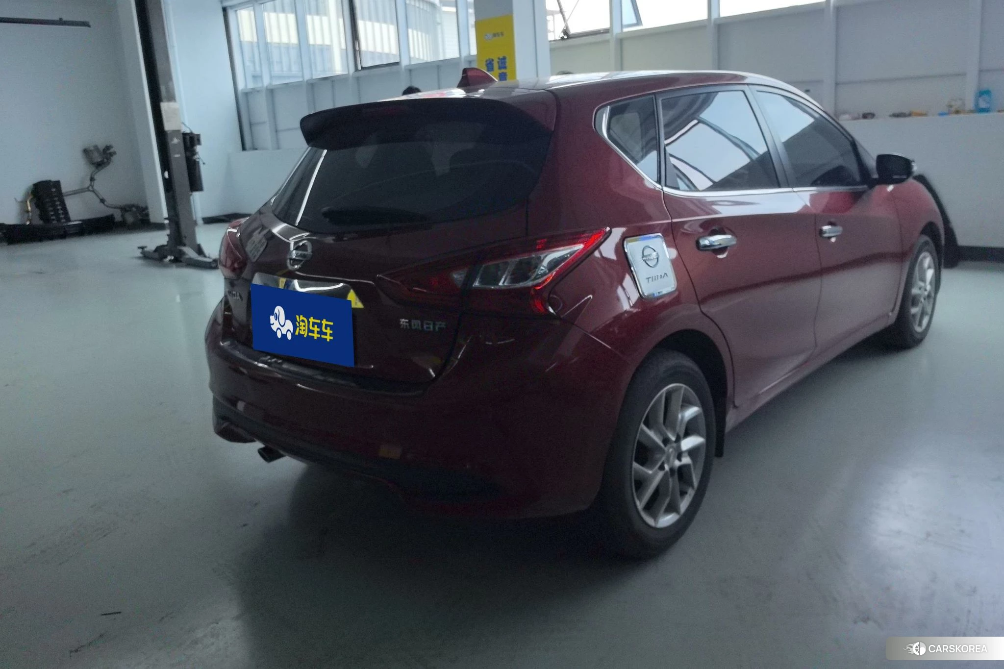 Nissan TIIDA id 4461787 из Китая 17