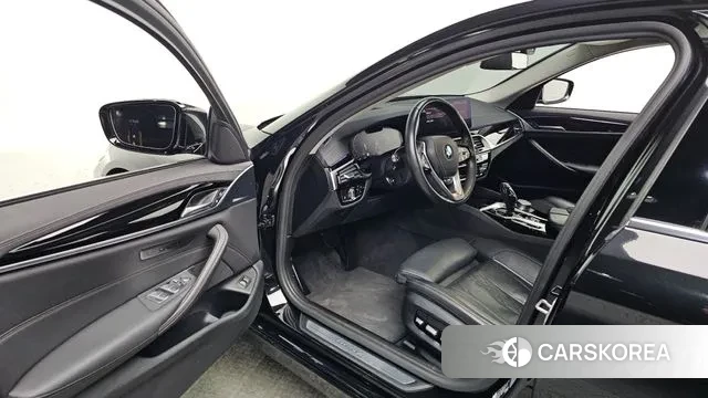 BMW 5 Series (G30) id 3582521 из Кореи 20