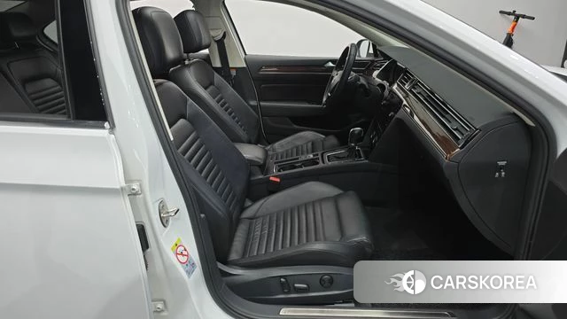 Volkswagen Passat GT (B8) id 3845834 из Кореи 20