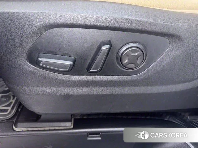 Hyundai Staria id 3261620 из Кореи 20