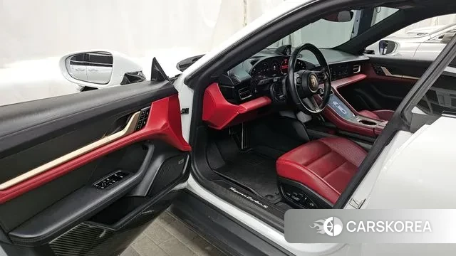 Porsche Taycan id 3630553 из Кореи 20