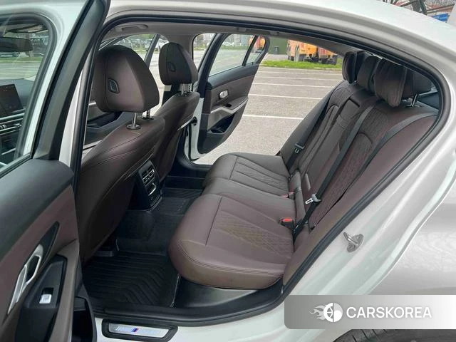 BMW 3 series id 4300860 из Китая 25