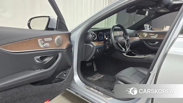 Mercedes-Benz E-Class W213 id 3616339 из Кореи 20