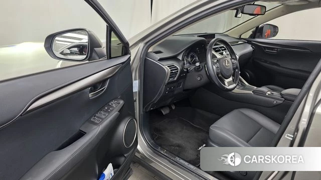Lexus NX300h id 4764908 из Кореи 29