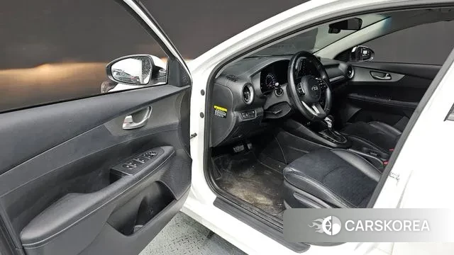 Kia Come New K3 id 3612784 из Кореи 20