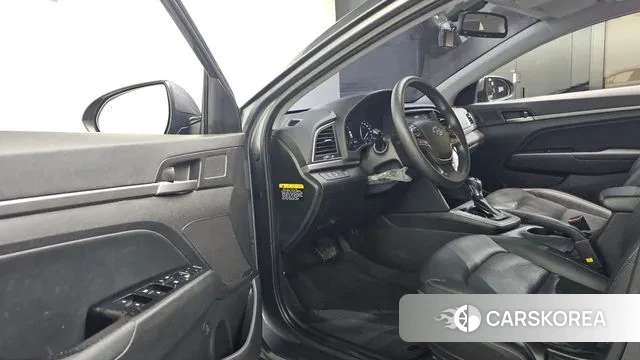 Hyundai Avante AD id 3728783 из Кореи 20