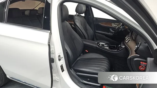 Mercedes-Benz E-Class W213 id 3149947 из Кореи 20