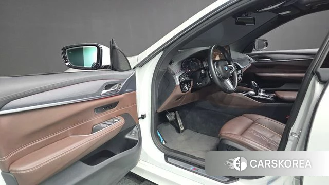 BMW 6 Series GT (G32) id 4309275 из Кореи 32