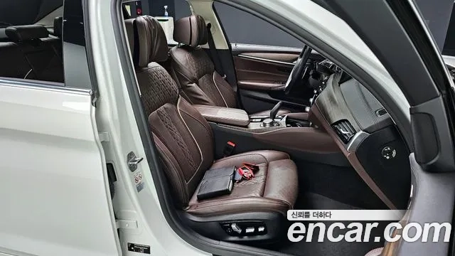 BMW 5 Series (G30) id 2912807 из Кореи 20