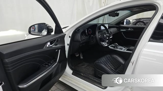 Kia Stinger Meister id 4581045 из Кореи 32